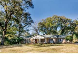 4522 Kingsway Dr, Mobile, AL 36608-2810