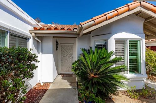 4547 Cordoba Way, Oceanside CA  92056-5103 exterior