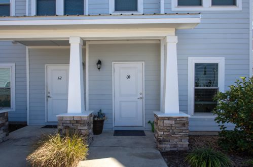 60 Sand Palm Rd, Freeport, FL 32439-3723