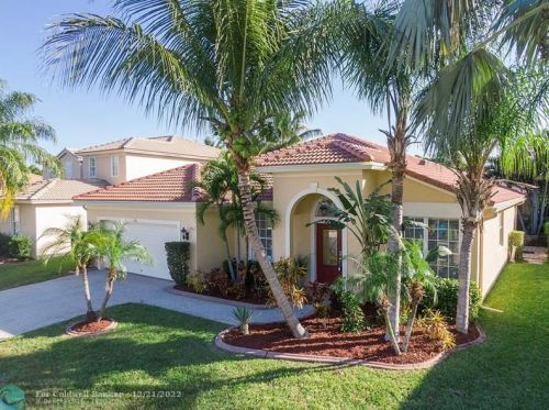 1300 Stonehaven Estates Dr, West Palm Beach, FL 33411-6617