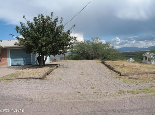 495 Patrick Dr, Mescal, AZ 85602-6908