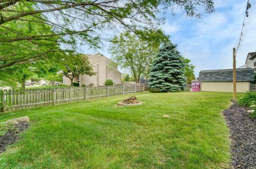 401 Lockmead Dr, Pataskala OH  43062-7333 exterior