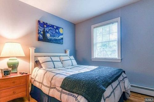 70 Iron Mountain Rd, Warwick NY  10990-3307 exterior