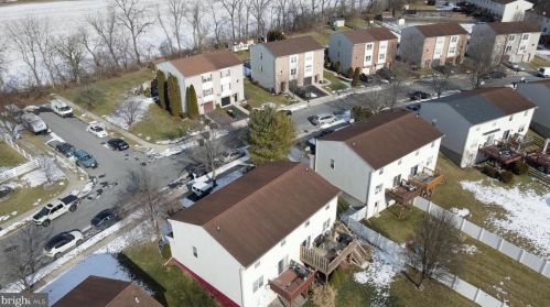 46 Olde Penn Dr, Easton, PA 18045-7439