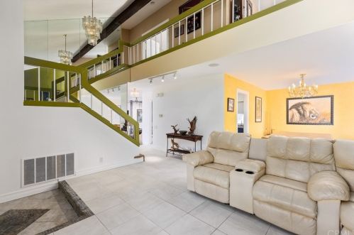 22301 Chestnut Ln, El Toro CA  92630-4306 exterior