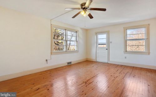 13070 Old Valley Pike, Edinburg VA  22824-3144 exterior