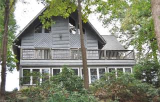 106 Spencers Ln, Farmington, NC 27028-6677