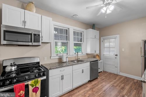 536 Woodland Ave, Cheltenham PA  19012-2120 exterior