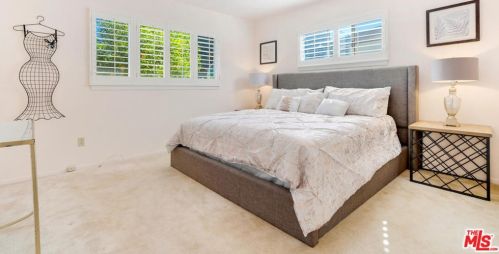 5726 Aldea Ave, Van Nuys CA 91316-1416 exterior