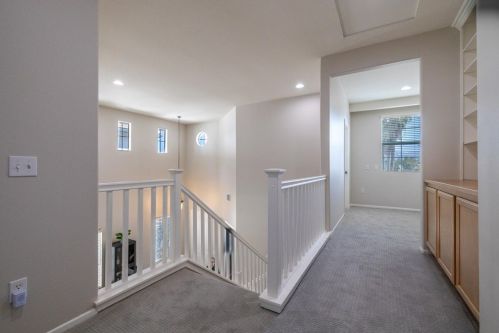 1117 Walnut Grove Ln, Simi Valley CA  93065-3394 exterior