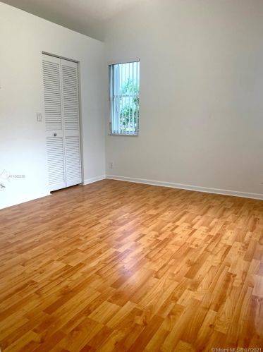 18010 11th Ct, Hollywood FL  33029-4408 exterior