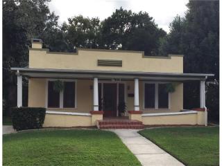 919 Lexington St, Lakeland, FL 33801-5609