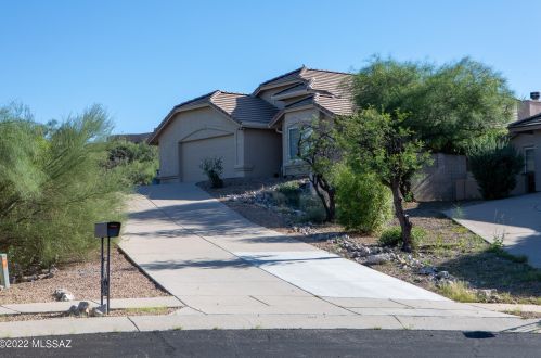 824 Saguaro Ridge Pl, Tucson, AZ 85745-5251