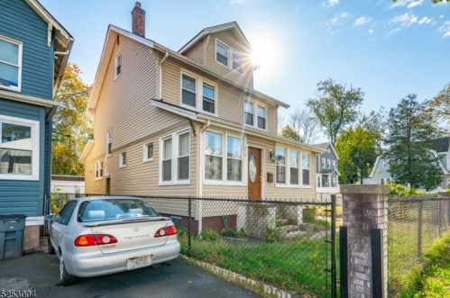 250 Park St, East Orange NJ  07017-1846 exterior