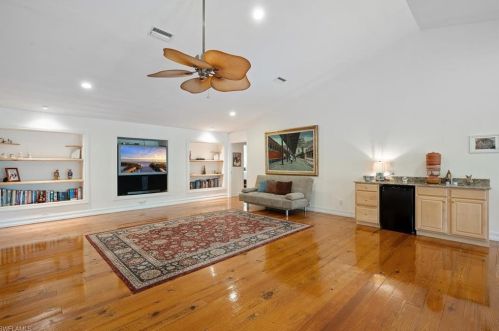 6511 Sable Rdg Ln, Naples FL 34109-3868 exterior