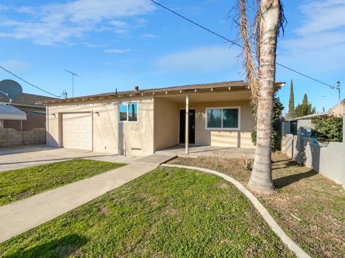 2707 Stanislaus St, Riverbank, CA 95367-2238