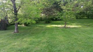 321 Sarvis Dr, Knoxville, TN 37920-5057