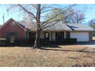 820 Country Club Dr, Greenwood, AR 72936-5900