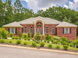 2210 Poplar Grove Dr, College Dale, TN 37363-4325