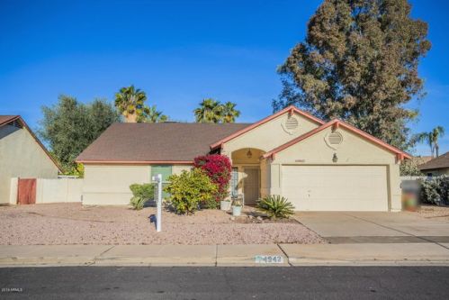 4942 Golden St, Mesa, AZ 85205-4220