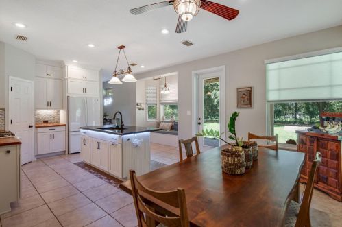 10421 Less Traveled Rd, Thonotosassa FL  33592-4017 exterior