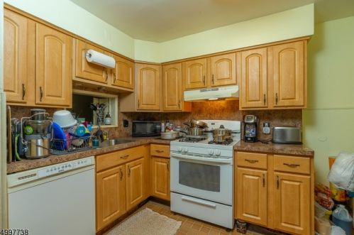 375 Hollywood Ave, Industrial Hillside NJ  07205-2713 exterior