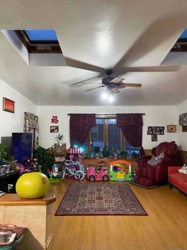 137 Sherbrooke Rd, North Lindenhurst, NY 11757-1646