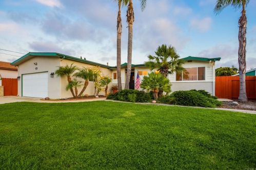 7985 El Paso St, La Mesa, CA 91942-2534