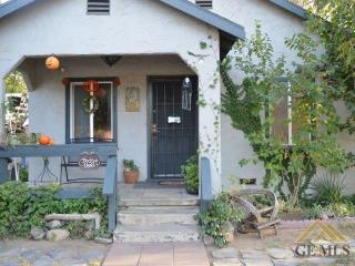 2829 Dracena St, Bakersfield, CA 93304-1845