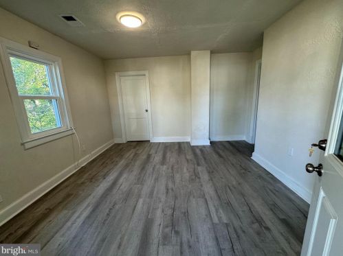 306 Glover St, Fredericksburg VA  22401-7114 exterior