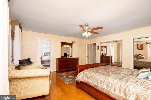 1404 Southwind Way, Dresher PA  19025-1026 exterior