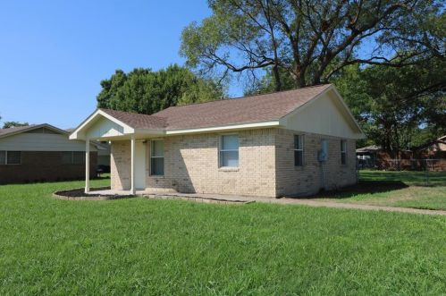 200 Wood St, Denton, TX 76205-4410