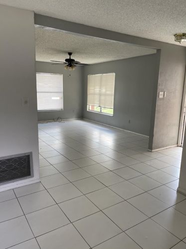 3120 Owassa Ct, Kissimmee, FL 34746-4602