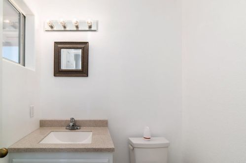 3442 Ashwood Ct, Oceanside CA  92058-7001 exterior