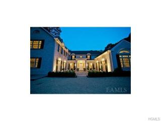 77 Chestnut Ridge Rd, Mount Kisco NY  10549-4805 exterior