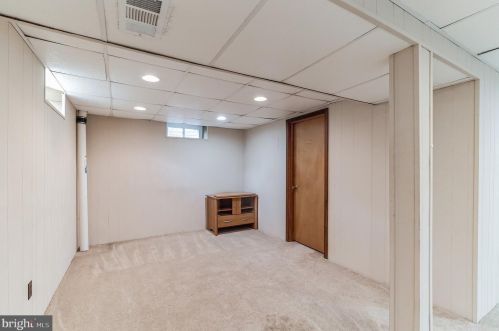 907 Quincy Dr, Yardley PA  19067-2902 exterior