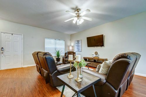 3810 Cloudbluff Ln, Richmond TX  77469-4117 exterior