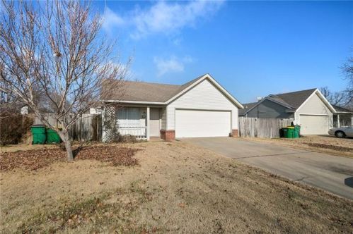 4064 Backus Ave, Springdale AR  72762-2167 exterior