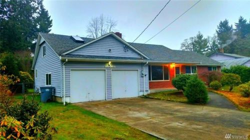 10021 120th St, Lakewood, WA 98498-1629