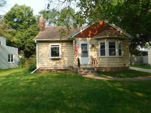 124 Hudson St, Green Bay, WI 54303-1946