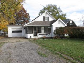 202 Wrexham Ave, Massillon, OH 44646-3729