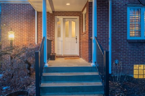 413 Oliver Rd, Sewickley, PA 15143-1033