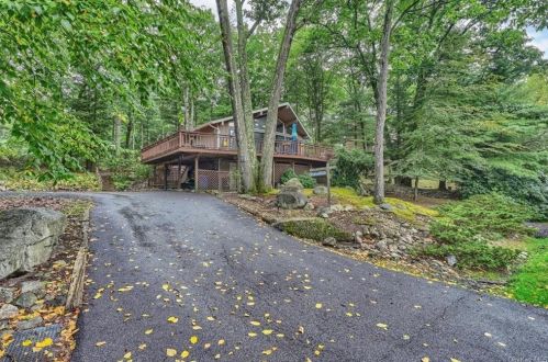 13 Kent St, Rock Hill, NY 12775-6338