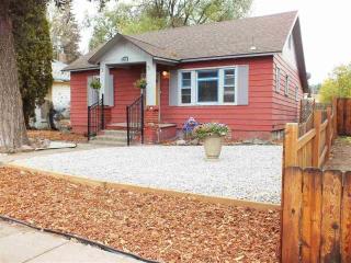 2208 4th Ave, Spokane, WA 99202-4017