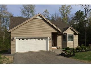 20 Spruce Ln, Newton, NH 03858-4405