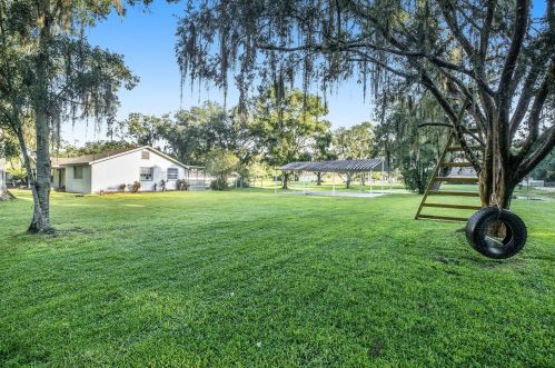 2406 Sunset Ln, Lutz FL  33549-8209 exterior