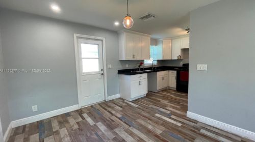 317 8th Ave, Delray Beach FL  33483-5524 exterior
