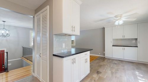 13 Larchmont Dr, Coventry RI exterior