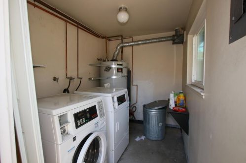 1975 Harris Ave, San Jose CA 95124-1018 exterior