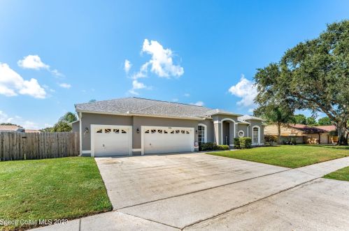 816 Brookstone Dr, Merritt Island FL  32952-4141 exterior